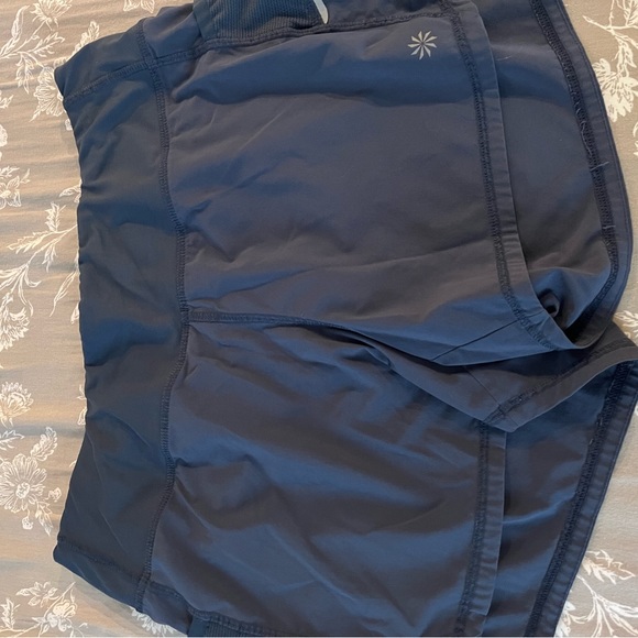Women’s athleta shorts - Picture 3 of 3
